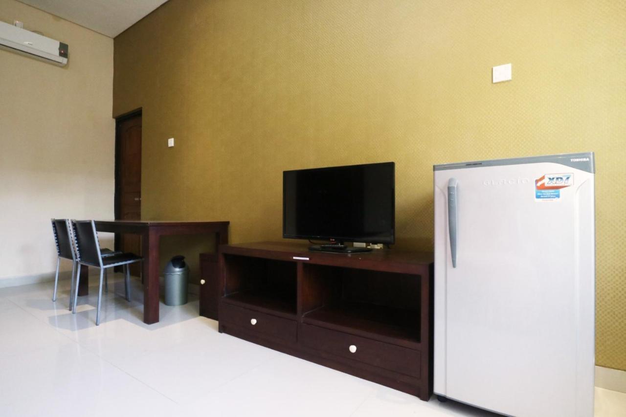 Hotel Dee Mansion Denpasar Zewnętrze zdjęcie