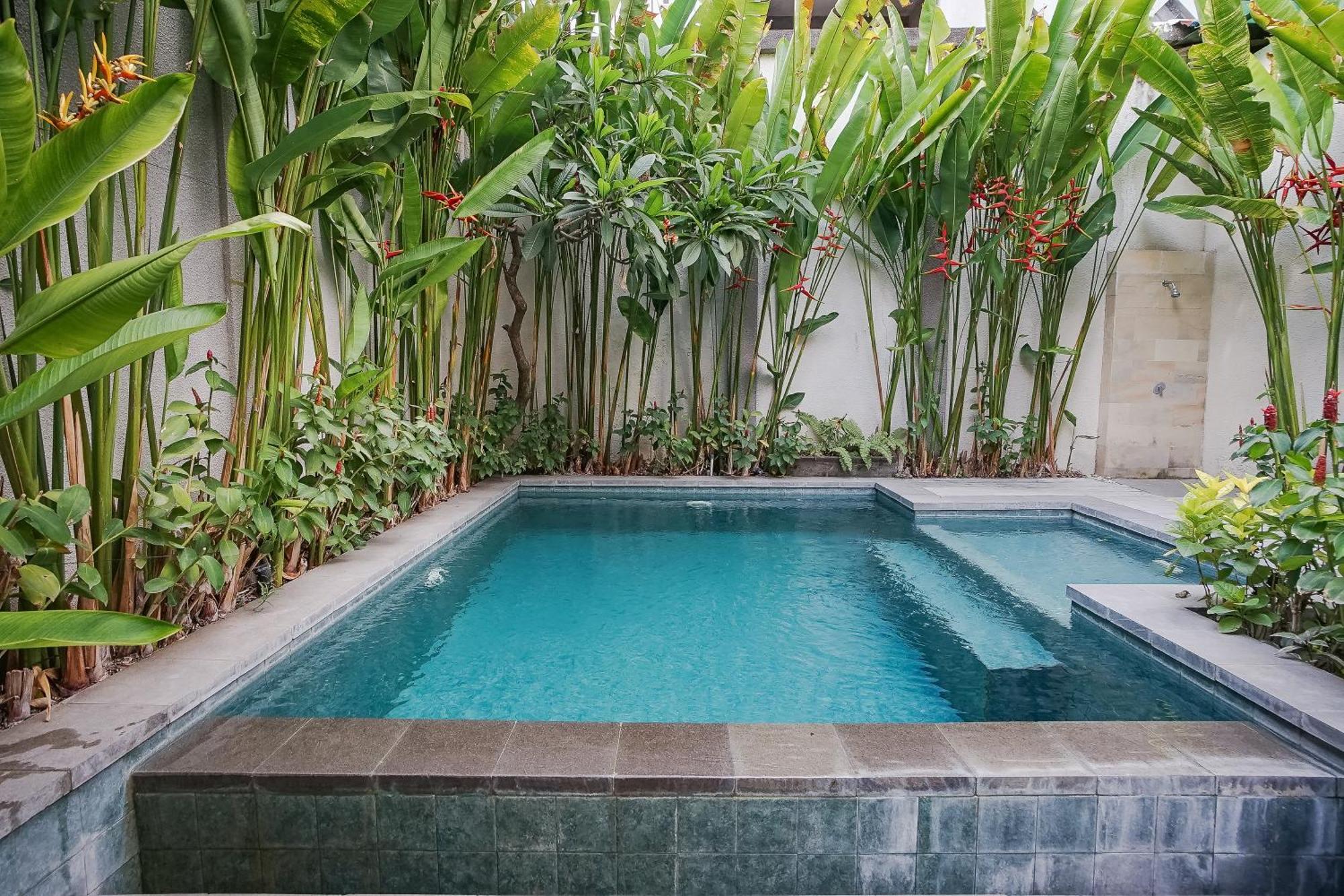 Hotel Dee Mansion Denpasar Zewnętrze zdjęcie