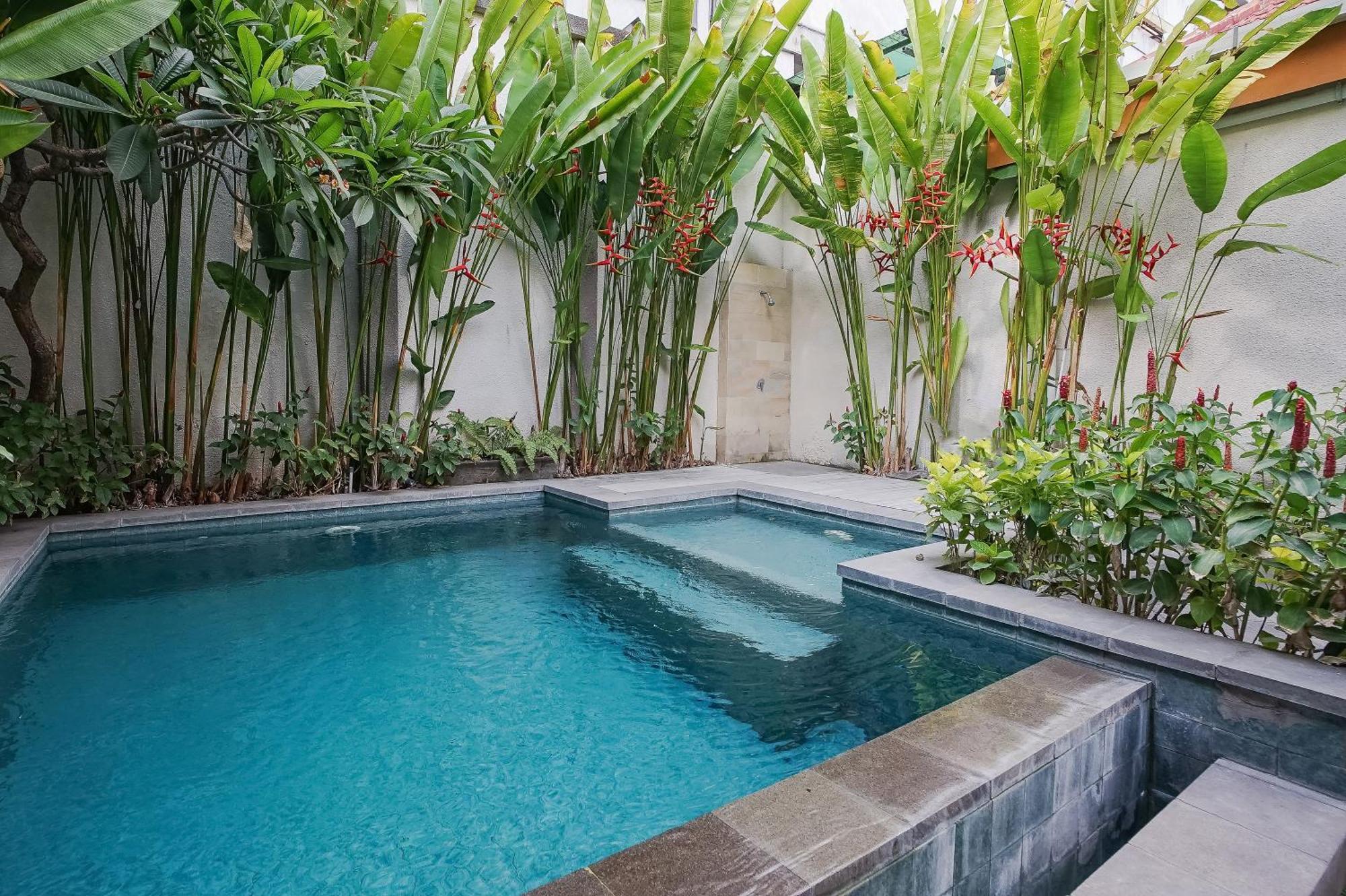 Hotel Dee Mansion Denpasar Zewnętrze zdjęcie