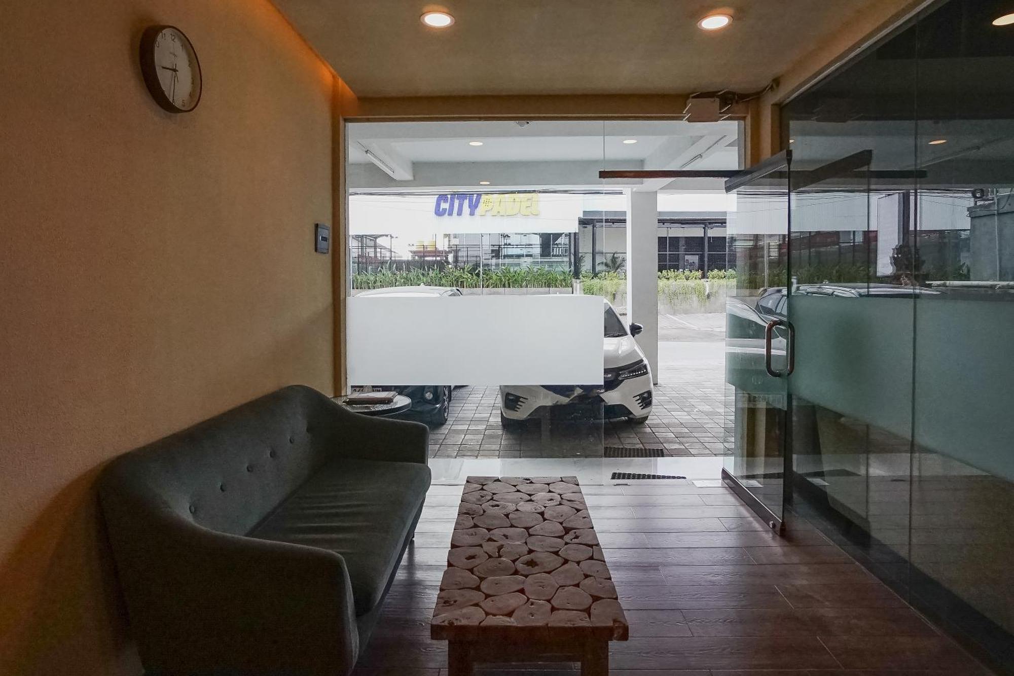 Hotel Dee Mansion Denpasar Zewnętrze zdjęcie