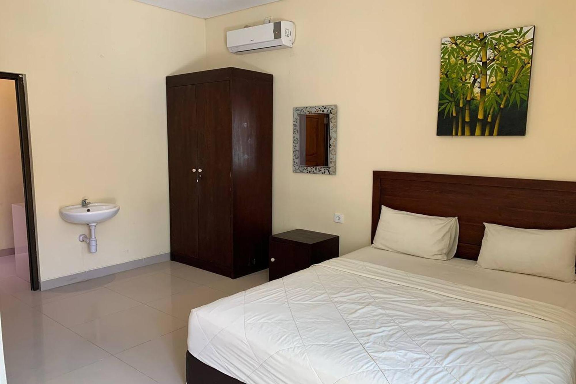 Hotel Dee Mansion Denpasar Zewnętrze zdjęcie